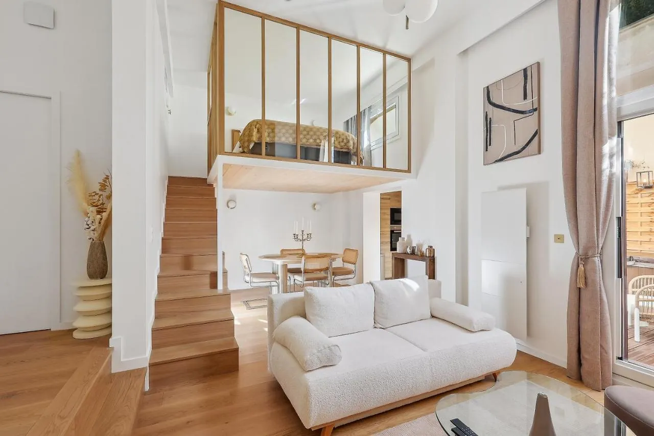 Suite Luxueuse Avec Jardin Prive Sauna Et Jacuzzi Paris 0*,
