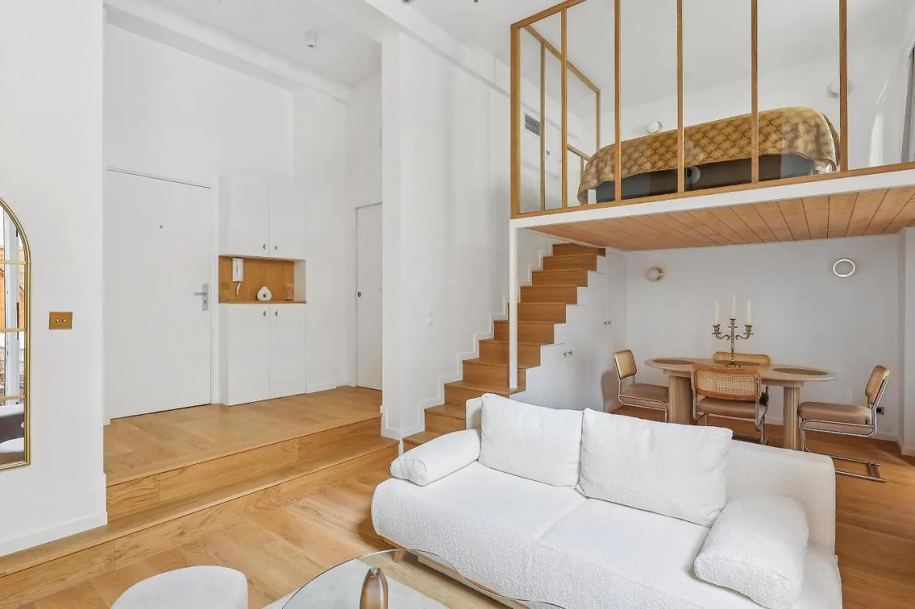 Suite Luxueuse Avec Jardin Prive Sauna Et Jacuzzi Paris Apartment