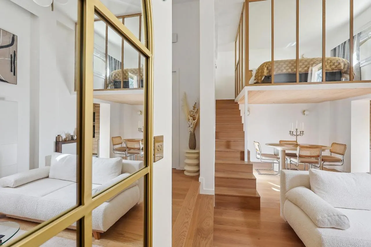 Suite Luxueuse Avec Jardin Prive Sauna Et Jacuzzi Paris